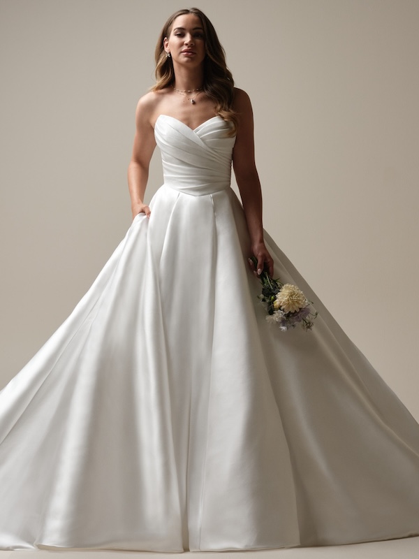 Das Brautkleid Aubrielle Marie vom Hersteller Maggie Sottero, im Brautmodengeschäft Die Braut in Mannheim