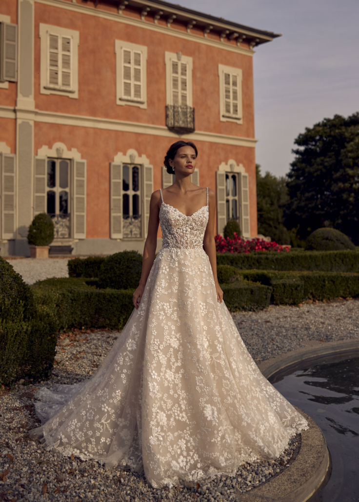 Das Brautkleid Halo vom Hersteller Randy Fenoli, im Brautmodengeschäft Die Braut in Mannheim