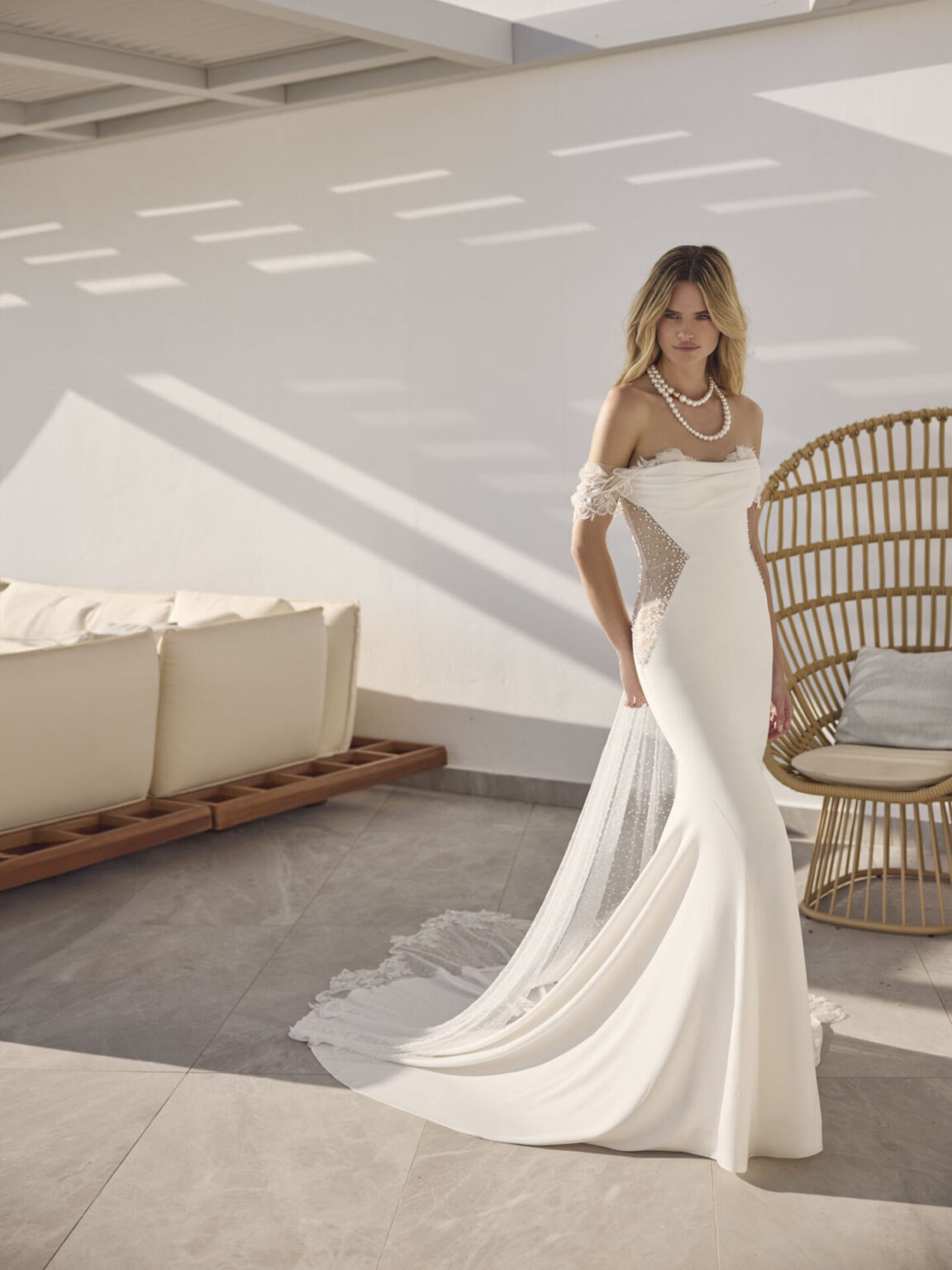 Das Brautkleid Isaly vom Hersteller Modeca, im Brautmodengeschäft Die Braut in Mannheim