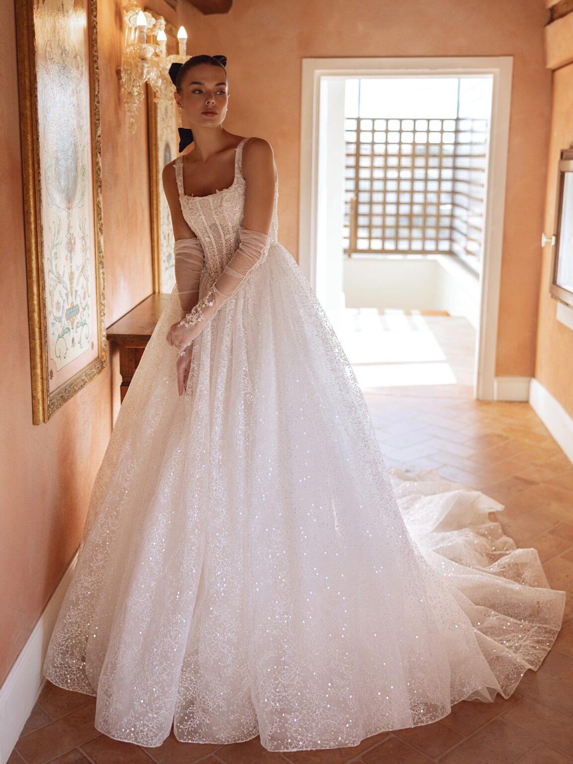 Das Brautkleid Kira vom Hersteller Dominiss, im Brautmodengeschäft Die Braut in Mannheim