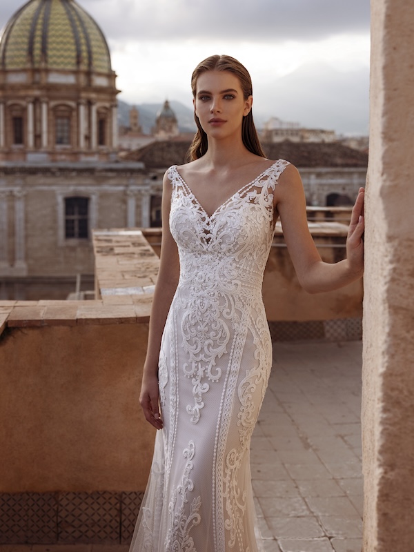 Das Brautkleid Spencer vom Hersteller Modeca, im Brautmodengeschäft Die Braut in Mannheim