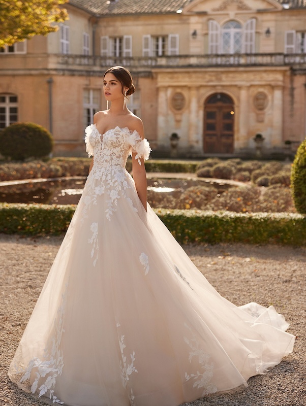 Das Brautkleid Varen vom Hersteller Rosa Clara, im Brautmodengeschäft Die Braut in Mannheim