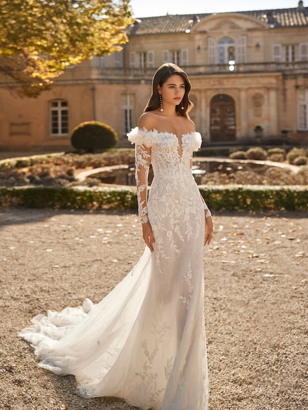 Das Brautkleid Veva vom Hersteller Rosa Clara, im Brautmodengeschäft Die Braut in Mannheim