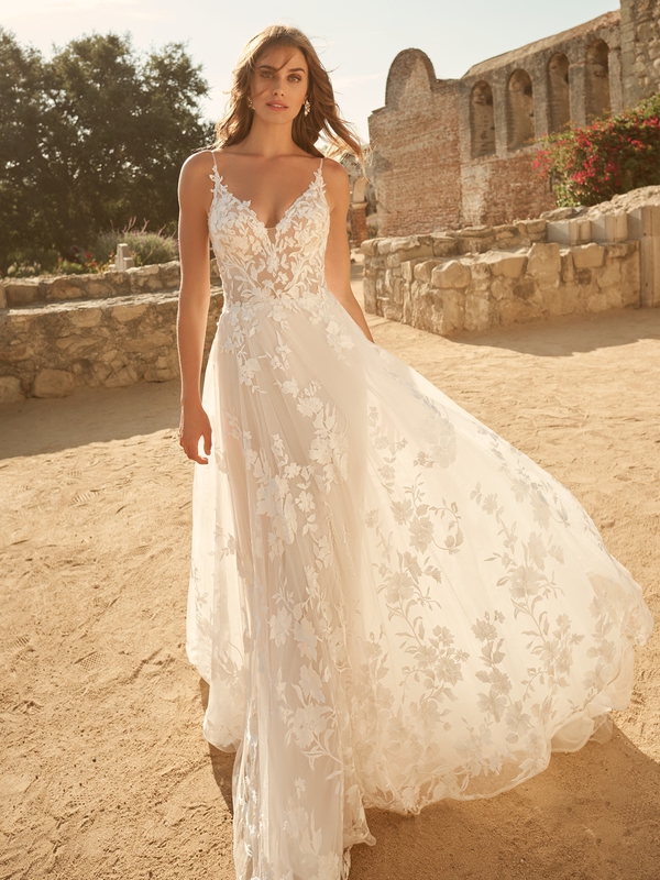 Das Brautkleid Winter vom Hersteller Maggie Sottero, im Brautmodengeschäft Die Braut in Mannheim